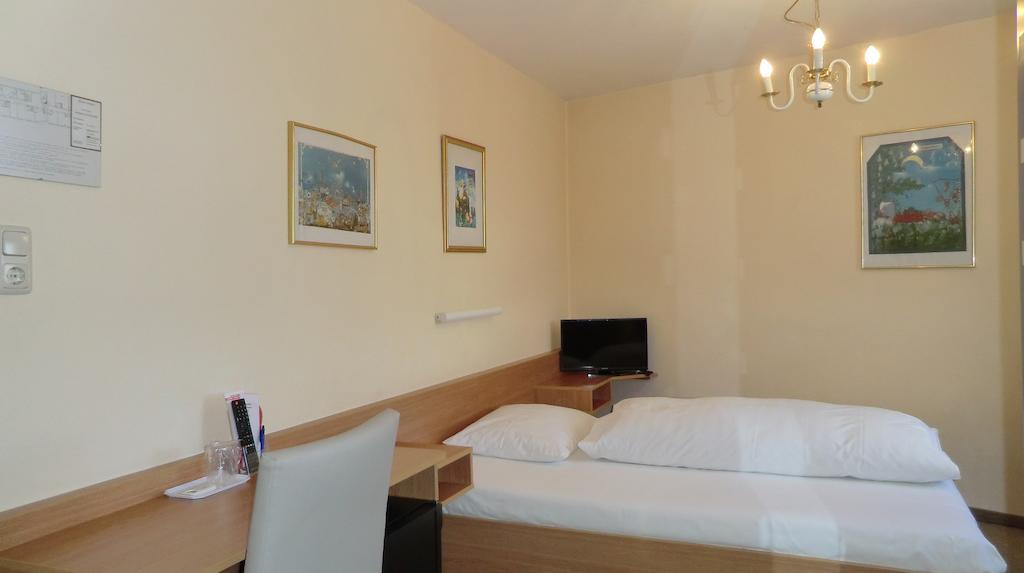 Hotel Simon Gauting Room photo